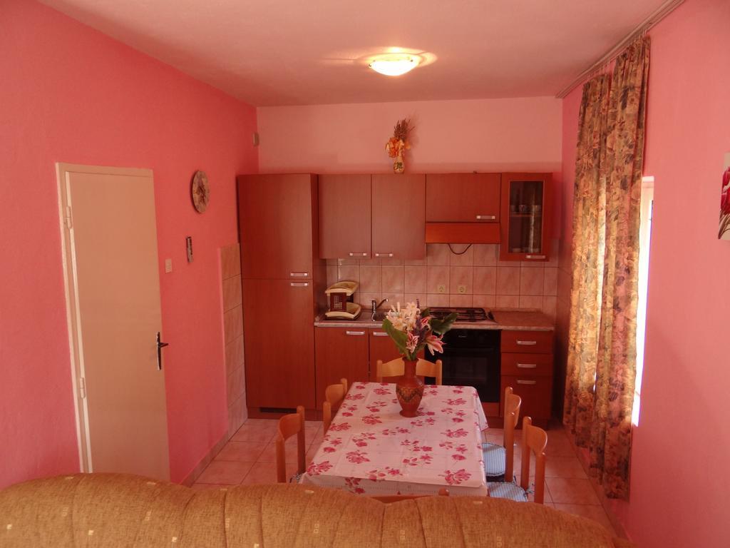 Apartments Jerkovic Stari Grad  Luaran gambar