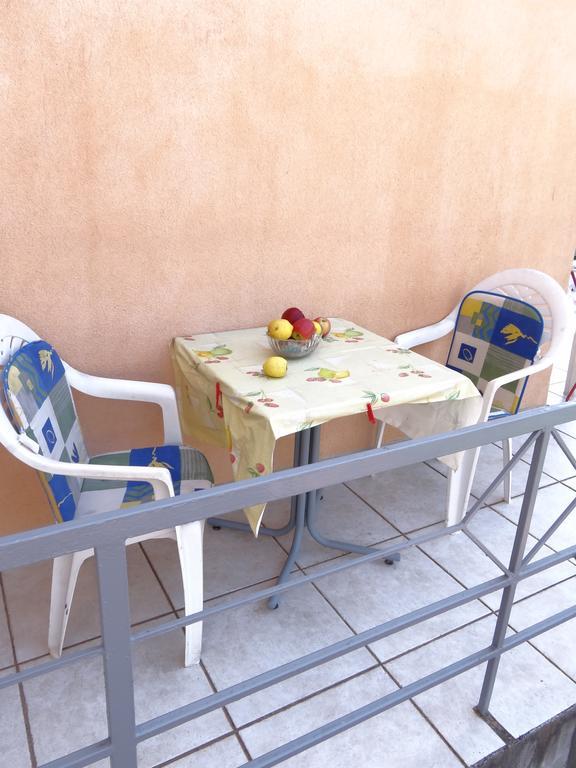 Apartments Jerkovic Stari Grad  Luaran gambar