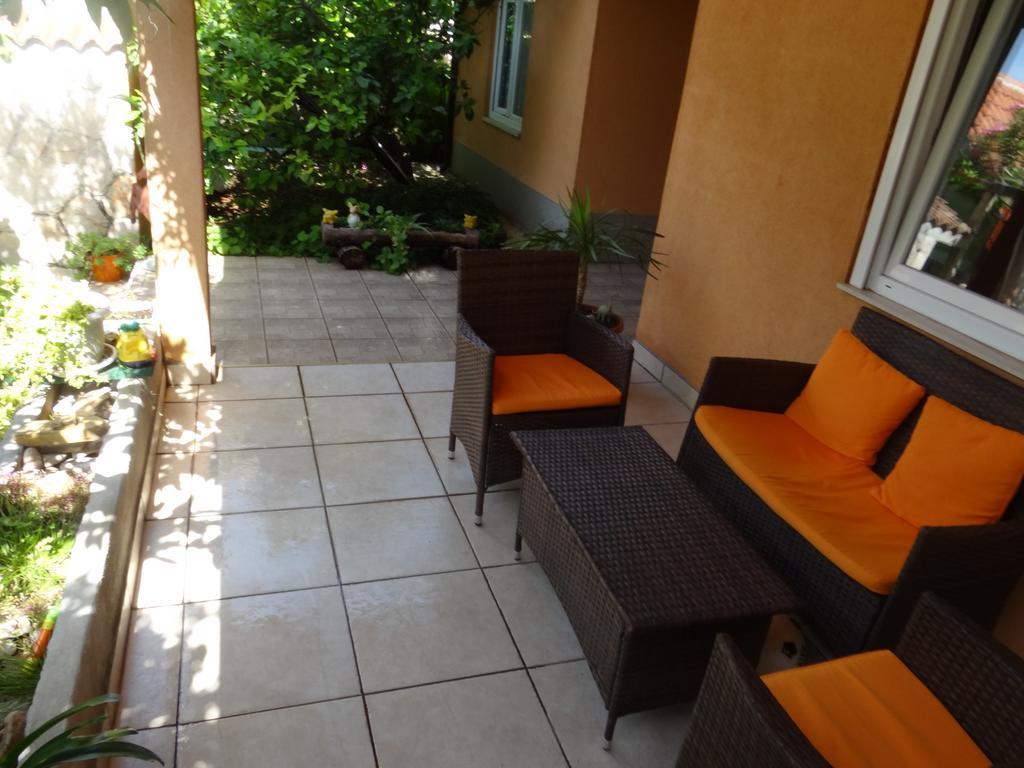 Apartments Jerkovic Stari Grad  Luaran gambar
