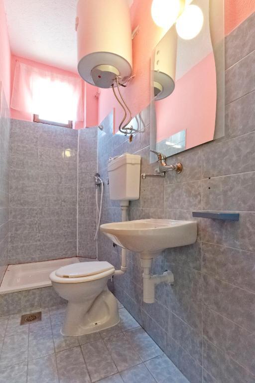 Apartments Jerkovic Stari Grad  Bilik gambar