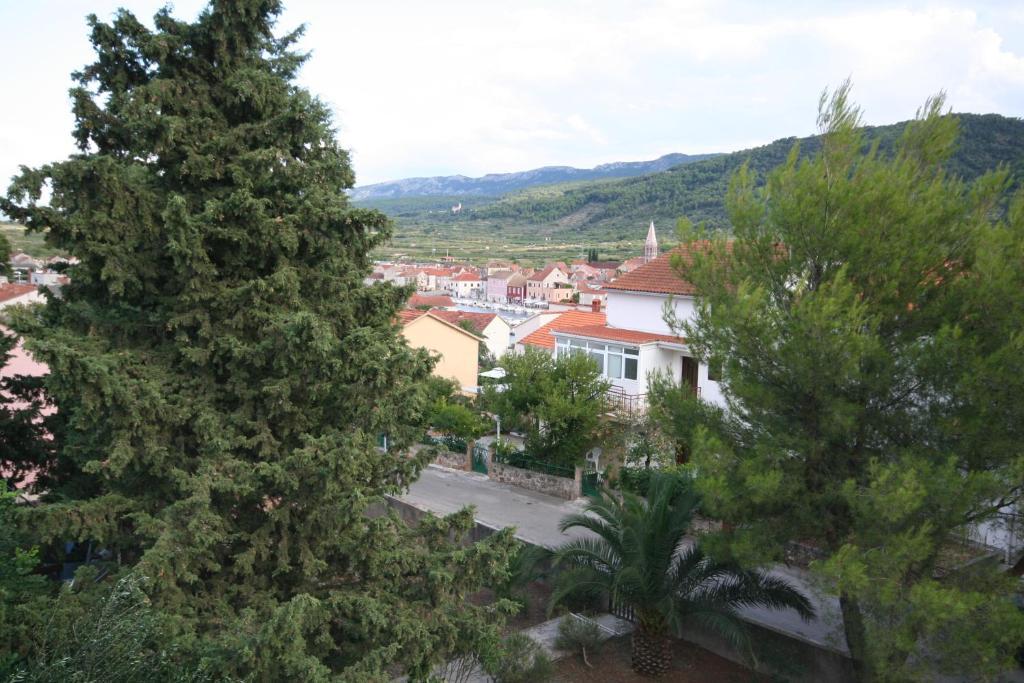 Apartments Jerkovic Stari Grad  Bilik gambar